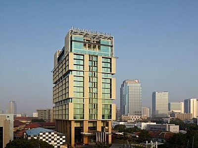 FRASER RESIDENCE 5*,  