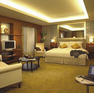 BEIJING CROWNE PLAZA 5*,  