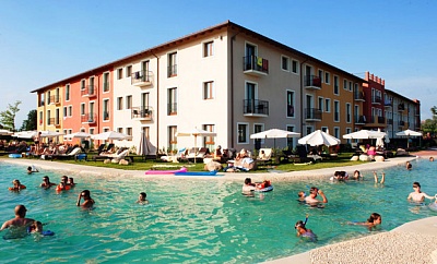 PARCHI DEL GARDA 4*,  